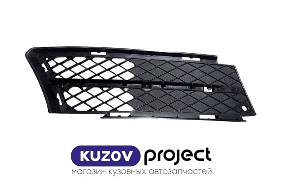 Решетка в бампер правая BMW 3Series E90 2005-2008 (Китай)